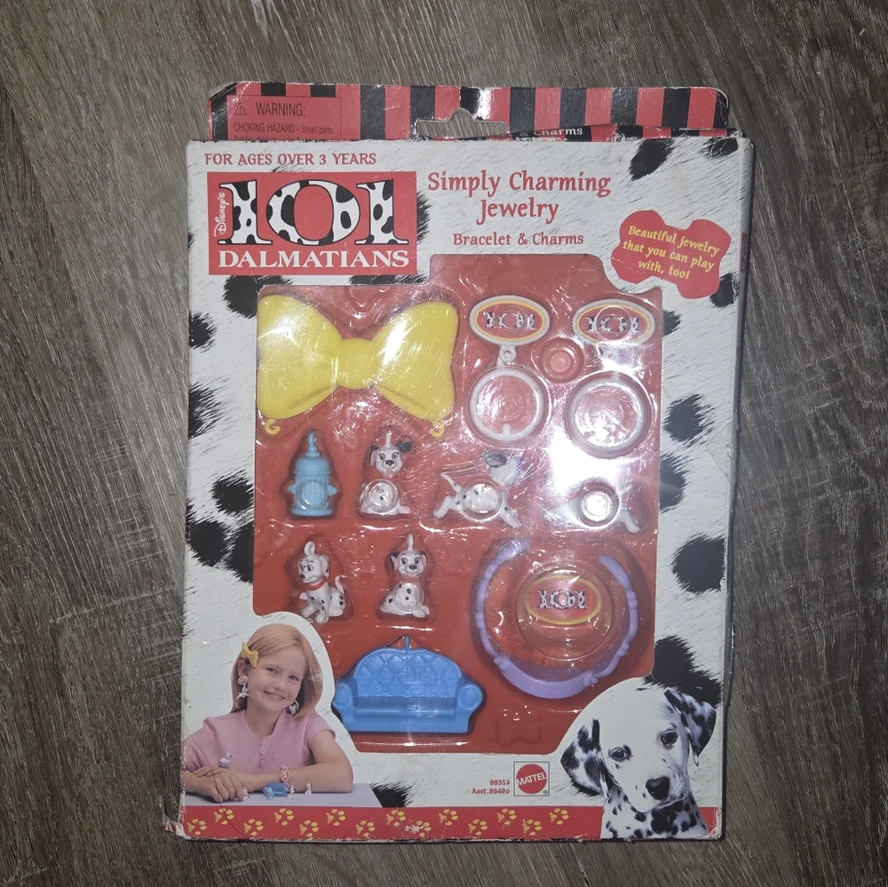 101 Dalmatians Simply Charming Jewelry Set VINTAGE
